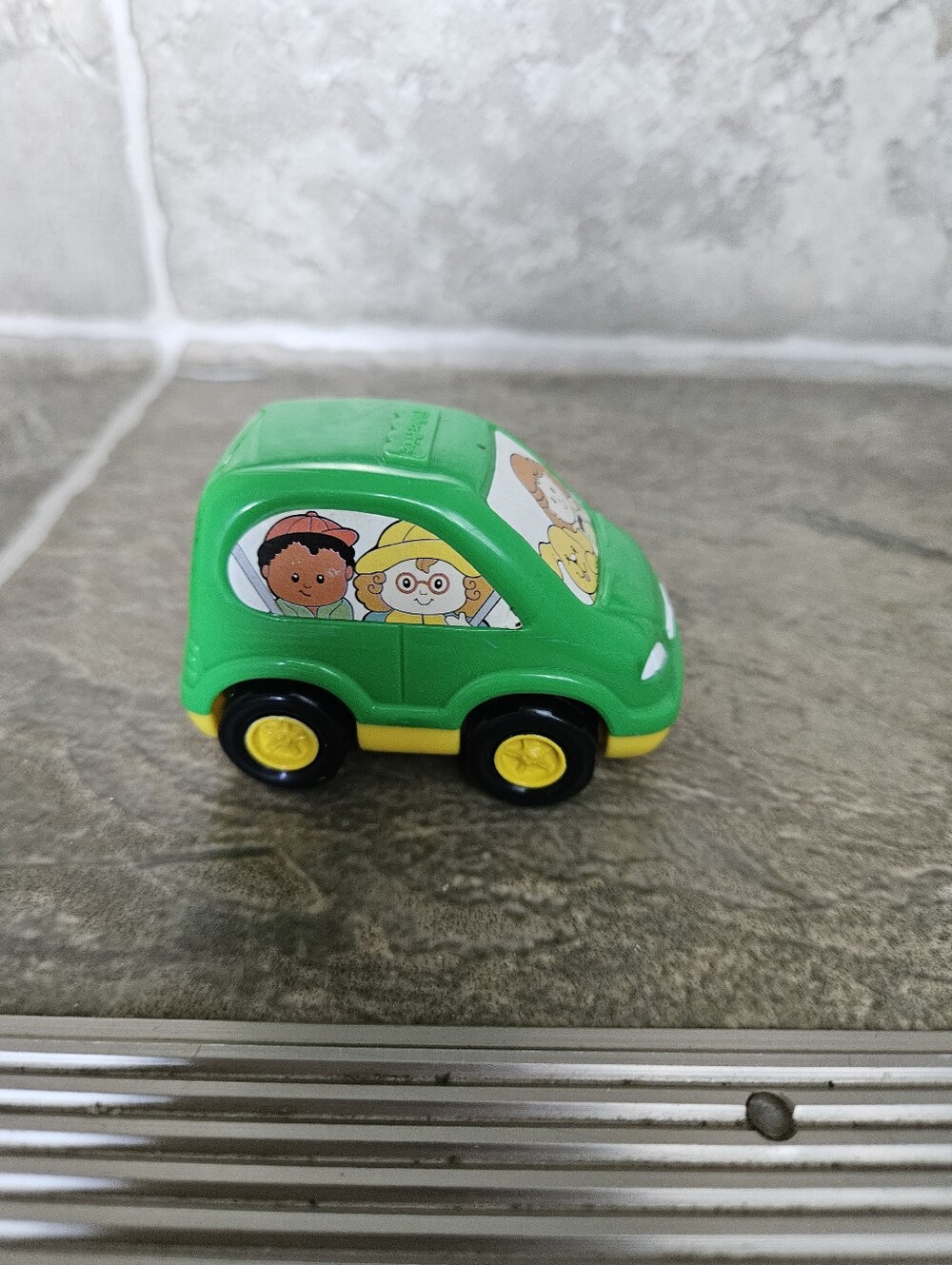💚5/$15 McDonald's Fisher-Price Little People Green And Yellow Family Van